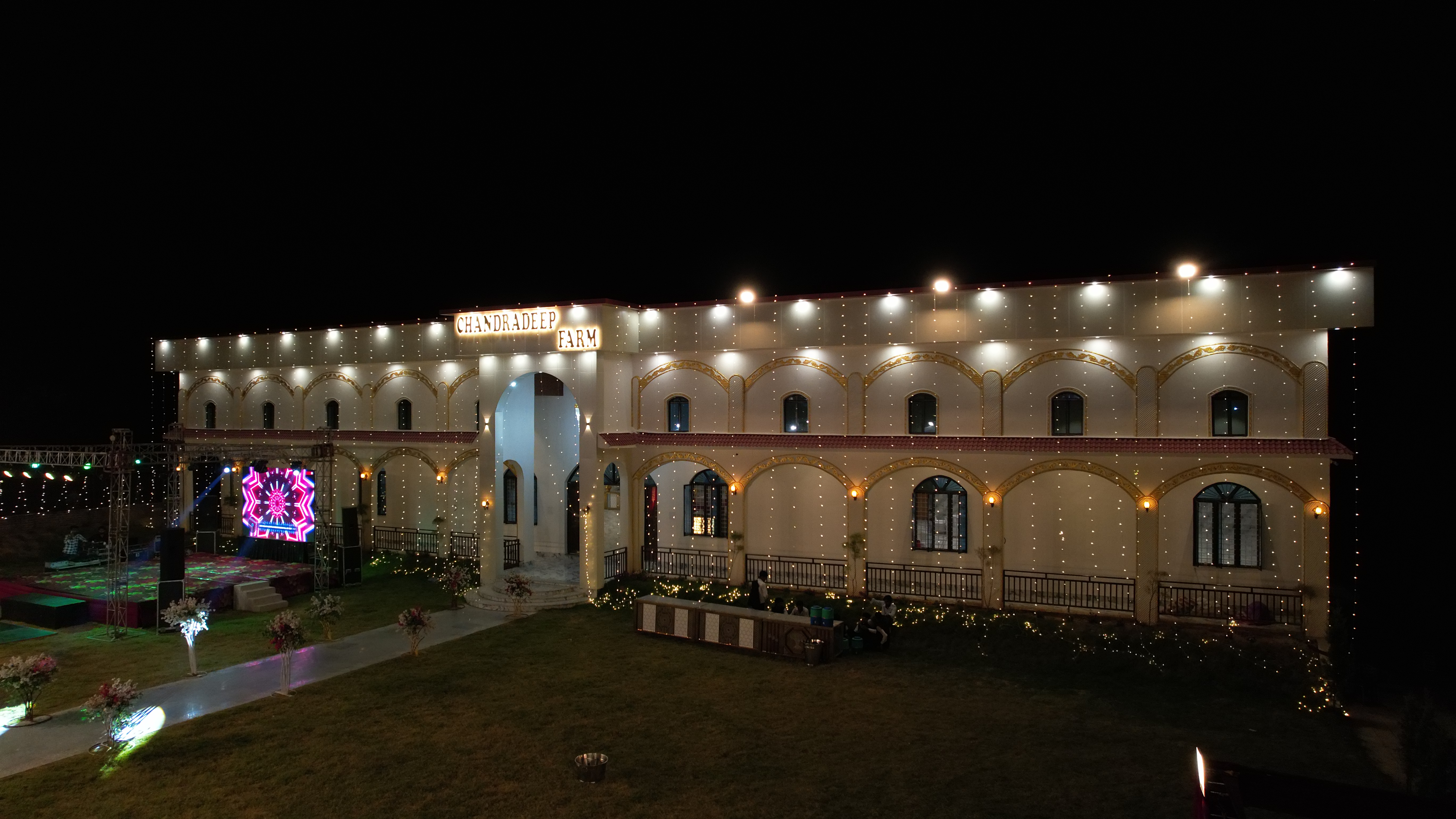 Banquet Hall Decoration